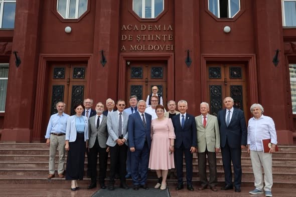 Consiliul Academic Român reunit la Chișinău, la sediul Academiei de Științe a Moldovei